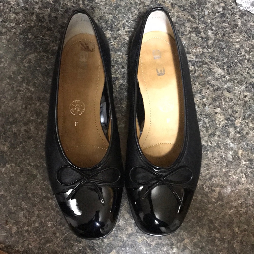 ARA Bella flat US 6.5 black
